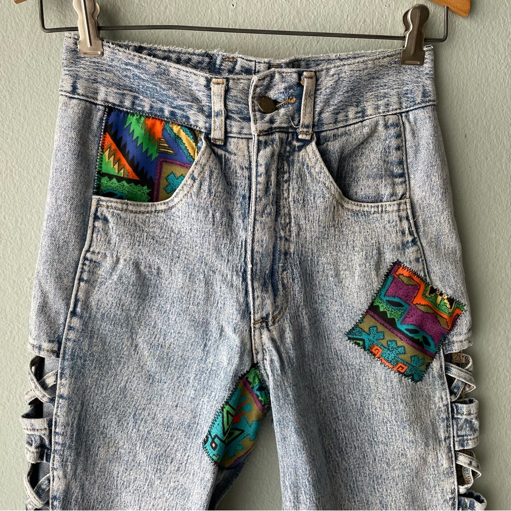 Watch LA | Vintage 80s 90s Curvy Acid-Washed Patchwork Cut-Out Skinny Jeans - Picture 8 of 17